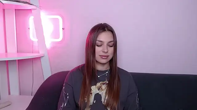 Snapshot of MilanaAngelAs chatting on March 2026 05:44:01 AM MilanaAngelAs online show from March 2026 05:44:01 AM