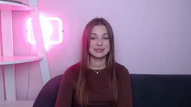 Snapshot of MilanaAngelAs chatting on April 2026 04:39:01 AM MilanaAngelAs online show from April 2026 04:39:01 AM
