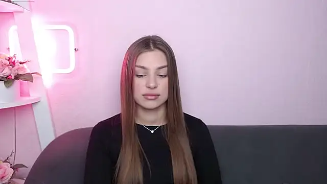Snapshot of MilanaAngelAs chatting on April 2026 04:49:02 AM MilanaAngelAs online show from April 2026 04:49:02 AM