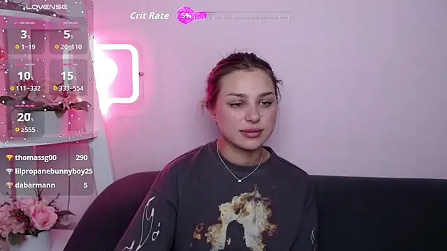 Snapshot of MilanaAngelAs chatting on May 2026 04:45:01 PM MilanaAngelAs online show from May 2026 04:45:01 PM