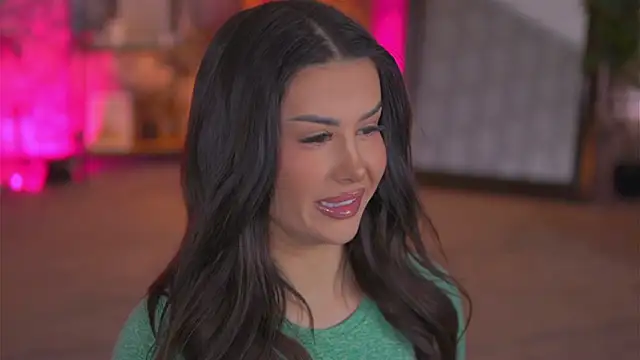 EvaZane online show from March 2025 10:17:01 AM