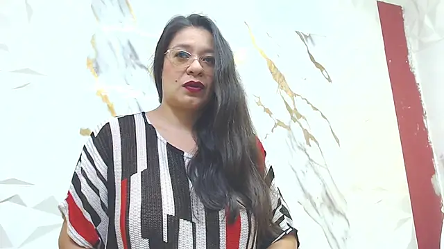 MiaCallie online show from October 2025 02:02:05 AM