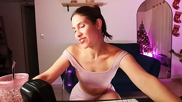 Snapshot of Melisa_cream chatting on December 2024 03:53:02 AM Melisa cream online show from December 2024 03:53:02 AM