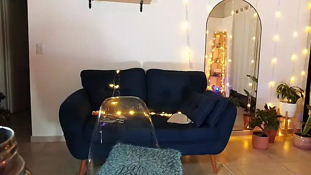 Snapshot of Melisa_cream chatting on January 2025 02:48:01 AM Melisa cream online show from January 2025 02:48:01 AM