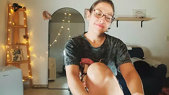 Snapshot of Melisa_cream chatting on March 2025 02:42:02 AM Melisa cream online show from March 2025 02:42:02 AM