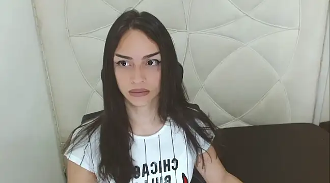 Snapshot of Dollbehavior_ chatting on December 2024 08:05:02 AM Dollbehavior online show from December 2024 08:05:02 AM