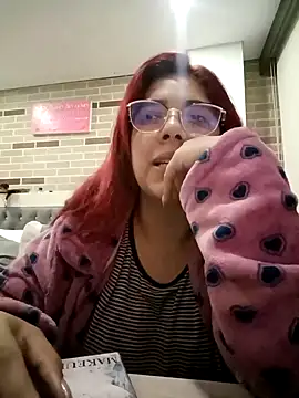 Rousse Collinss online show from December 2024 04:13:01 AM