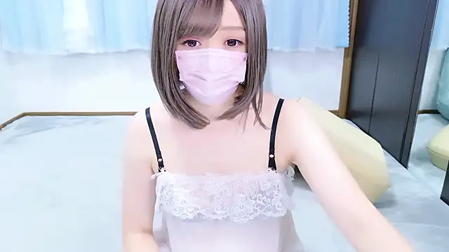 Snapshot of -YU- chatting on October 2025 05:22:02 PM -YU- online show from October 2025 05:22:02 PM