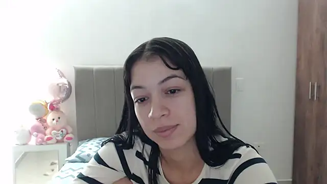 Snapshot of Caribbean_beauty_ chatting on October 2025 11:38:02 PM Caribbean beauty online show from October 2025 11:38:02 PM