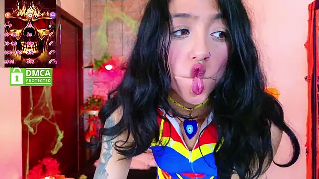 REDHOTTER  online show from October 2025 08:05:02 PM