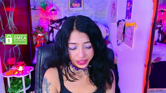 REDHOTTER  online show from October 2025 08:07:02 PM