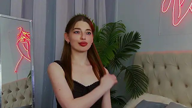 NicoleRosss online show from May 2026 02:25:01 PM