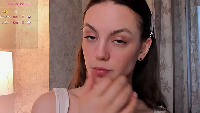 Snapshot of SandraBell chatting on December 2024 06:40:01 AM SandraBell online show from December 2024 06:40:01 AM