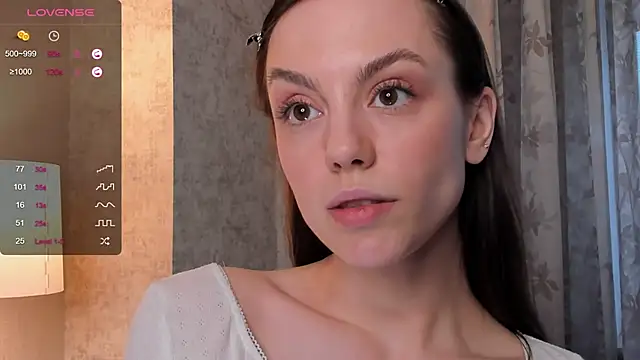 Snapshot of SandraBell chatting on December 2024 12:12:02 PM SandraBell online show from December 2024 12:12:02 PM