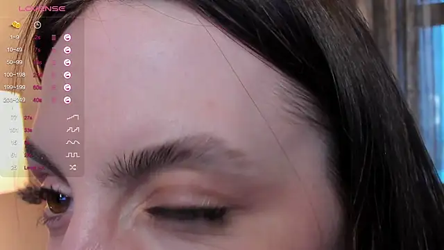 Snapshot of SandraBell chatting on January 2025 01:18:02 PM SandraBell online show from January 2025 01:18:02 PM