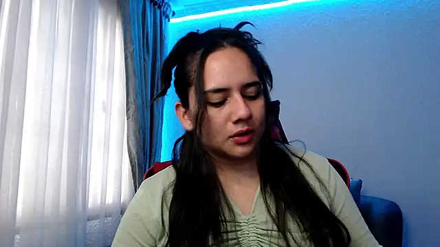 Snapshot of Lexyevans chatting on December 2024 07:38:02 PM Lexyevans online show from December 2024 07:38:02 PM