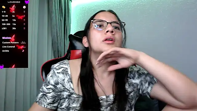 Snapshot of Lexyevans chatting on December 2024 11:57:01 PM Lexyevans online show from December 2024 11:57:01 PM