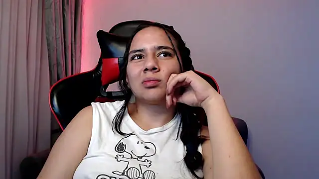 Snapshot of Lexyevans chatting on December 2024 10:54:02 PM Lexyevans online show from December 2024 10:54:02 PM