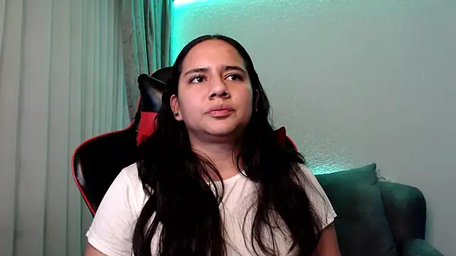 Snapshot of Lexyevans chatting on December 2024 10:35:02 PM Lexyevans online show from December 2024 10:35:02 PM