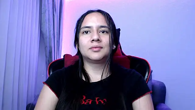 Snapshot of Lexyevans chatting on December 2024 02:44:02 AM Lexyevans online show from December 2024 02:44:02 AM