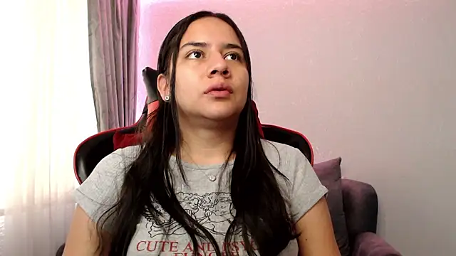 Snapshot of Lexyevans chatting on December 2024 06:12:01 PM Lexyevans online show from December 2024 06:12:01 PM