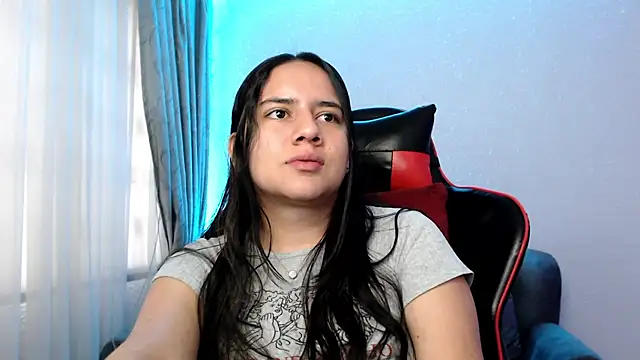 Snapshot of Lexyevans chatting on December 2024 09:15:02 PM Lexyevans online show from December 2024 09:15:02 PM