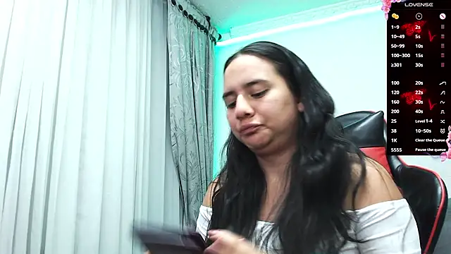 Snapshot of Lexyevans chatting on January 2025 01:13:02 AM Lexyevans online show from January 2025 01:13:02 AM