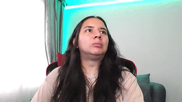 Snapshot of Lexyevans chatting on January 2025 08:07:01 PM Lexyevans online show from January 2025 08:07:01 PM