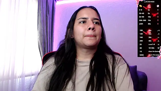 Snapshot of Lexyevans chatting on February 2025 08:37:01 PM Lexyevans online show from February 2025 08:37:01 PM