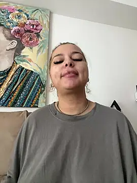 Snapshot of AllysonK chatting on July 2026 11:03:02 AM AllysonK online show from July 2026 11:03:02 AM