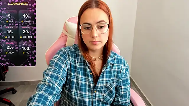 maryluna95 online show from January 2025 05:06:01 PM