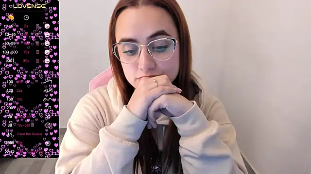 maryluna95 online show from February 2025 02:44:02 AM