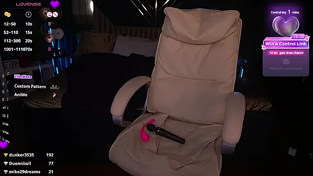 Snapshot of CoolTatis chatting on January 2025 03:19:02 AM CoolTatis online show from January 2025 03:19:02 AM