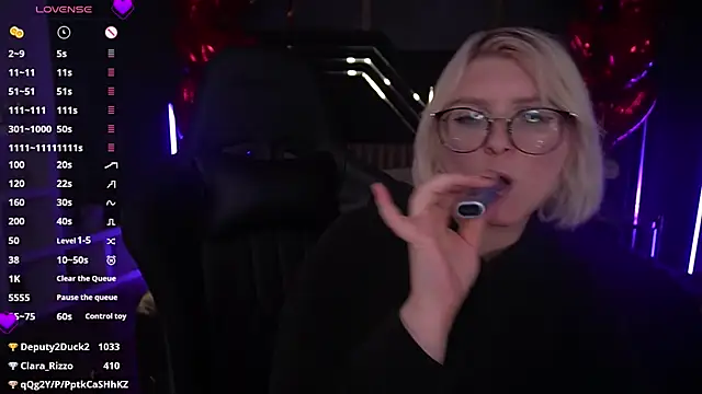 Snapshot of CoolTatis chatting on February 2025 05:16:01 AM CoolTatis online show from February 2025 05:16:01 AM