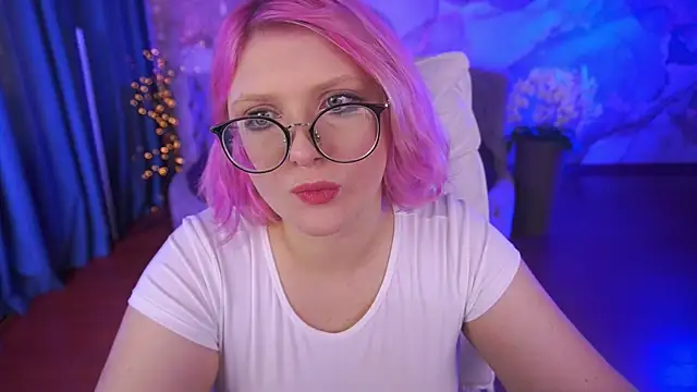 Snapshot of CoolTatis chatting on September 2025 06:56:02 AM CoolTatis online show from September 2025 06:56:02 AM