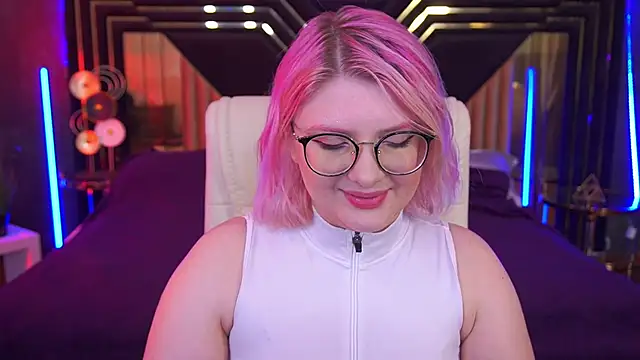 Snapshot of CoolTatis chatting on October 2025 06:34:02 AM CoolTatis online show from October 2025 06:34:02 AM