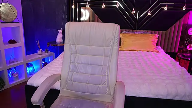 Snapshot of CoolTatis chatting on January 2026 07:24:02 AM CoolTatis online show from January 2026 07:24:02 AM