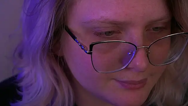 Snapshot of CoolTatis chatting on February 2026 07:15:02 AM CoolTatis online show from February 2026 07:15:02 AM