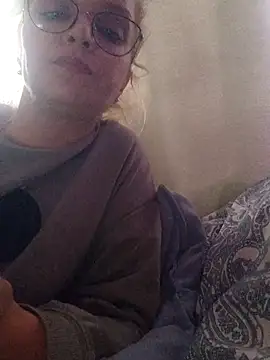 BritneyHudson online show from October 2025 01:34:02 PM