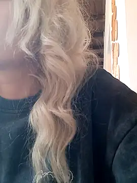 BritneyHudson online show from November 2025 01:00:02 PM