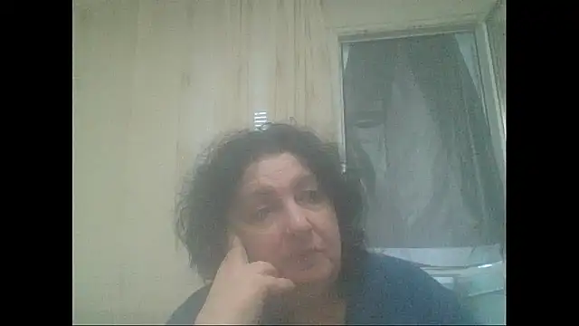 Snapshot of maturekorine chatting on April 2026 04:21:02 PM maturekorine online show from April 2026 04:21:02 PM