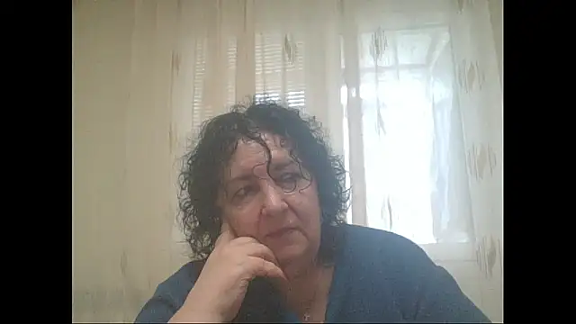 Snapshot of maturekorine chatting on May 2026 02:22:01 PM maturekorine online show from May 2026 02:22:01 PM