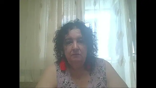 Snapshot of maturekorine chatting on May 2026 03:10:01 PM maturekorine online show from May 2026 03:10:01 PM