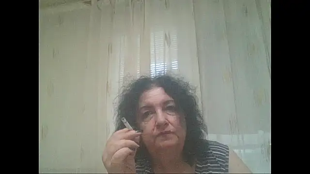Snapshot of maturekorine chatting on June 2026 05:16:01 PM maturekorine online show from June 2026 05:16:01 PM