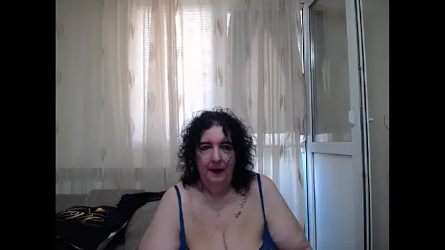 Snapshot of maturekorine chatting on July 2026 02:43:02 PM maturekorine online show from July 2026 02:43:02 PM
