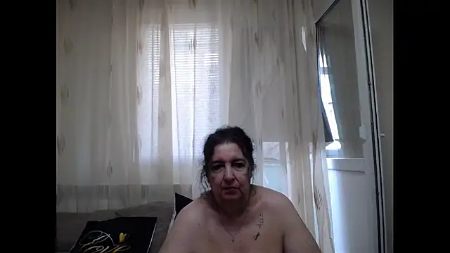 Snapshot of maturekorine chatting on July 2026 11:47:02 AM maturekorine online show from July 2026 11:47:02 AM