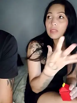 KarameloVzla online show from December 2025 02:50:02 AM