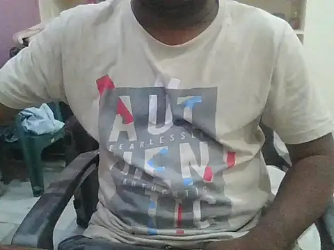 Snapshot of ITGuyhyd chatting on November 2025 09:52:02 AM ITGuyhyd online show from November 2025 09:52:02 AM