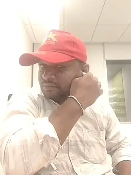 Snapshot of ITGuyhyd chatting on December 2025 02:22:02 PM ITGuyhyd online show from December 2025 02:22:02 PM