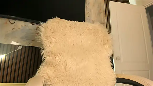 sally 009 online show from September 2025 02:10:01 PM